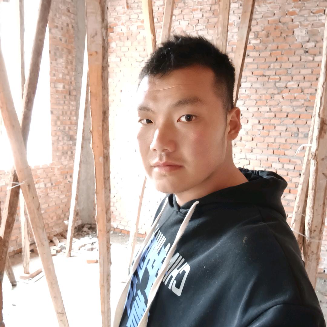 很坚强的，梦磊