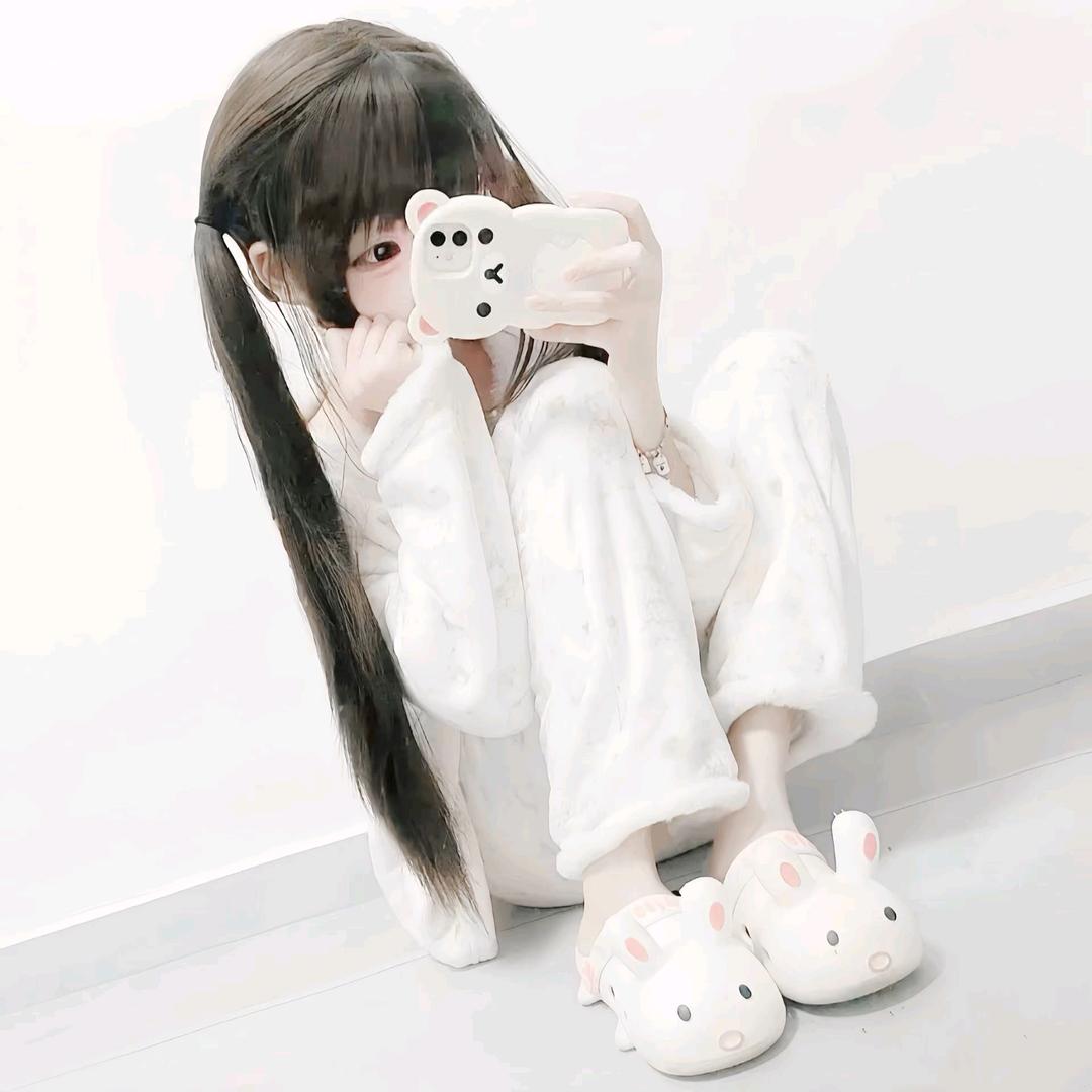 ^凌初