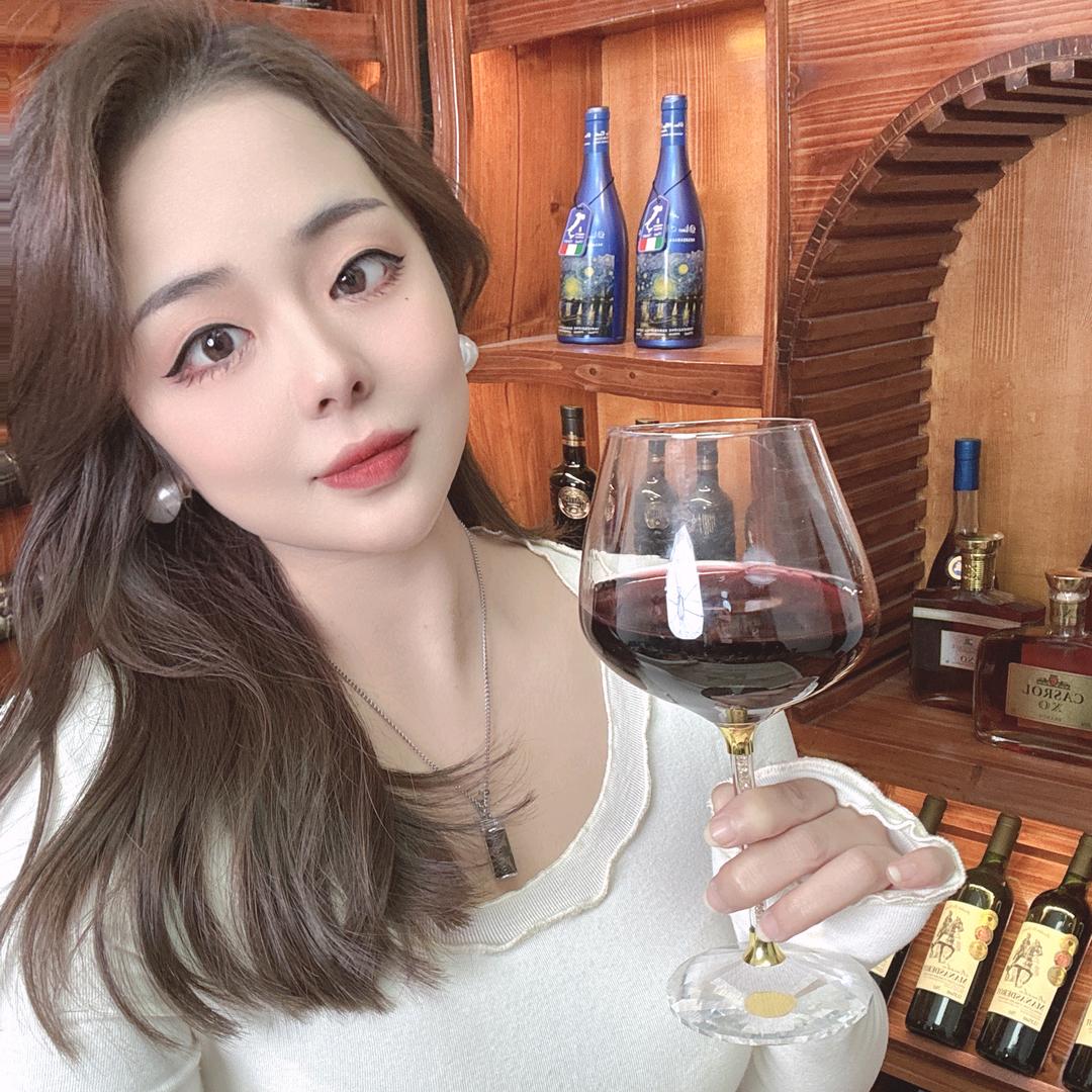 二小姐的酒