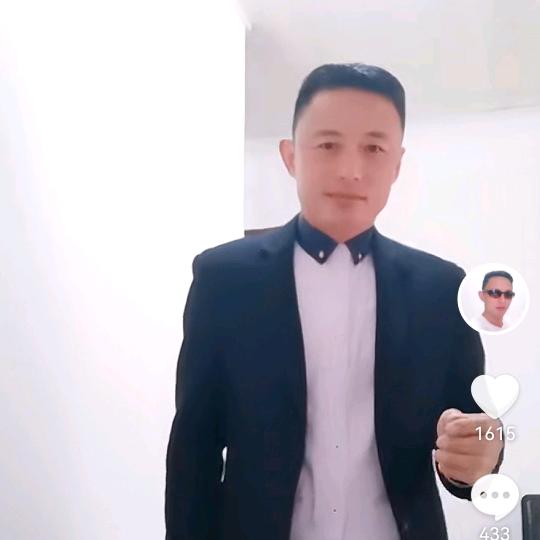 阳光大叔