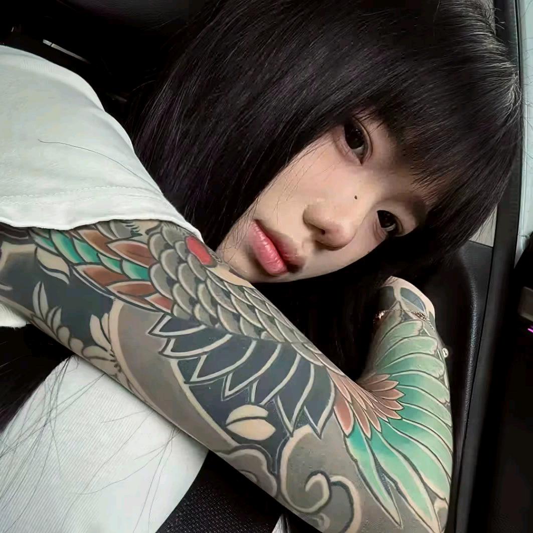 老 婆、