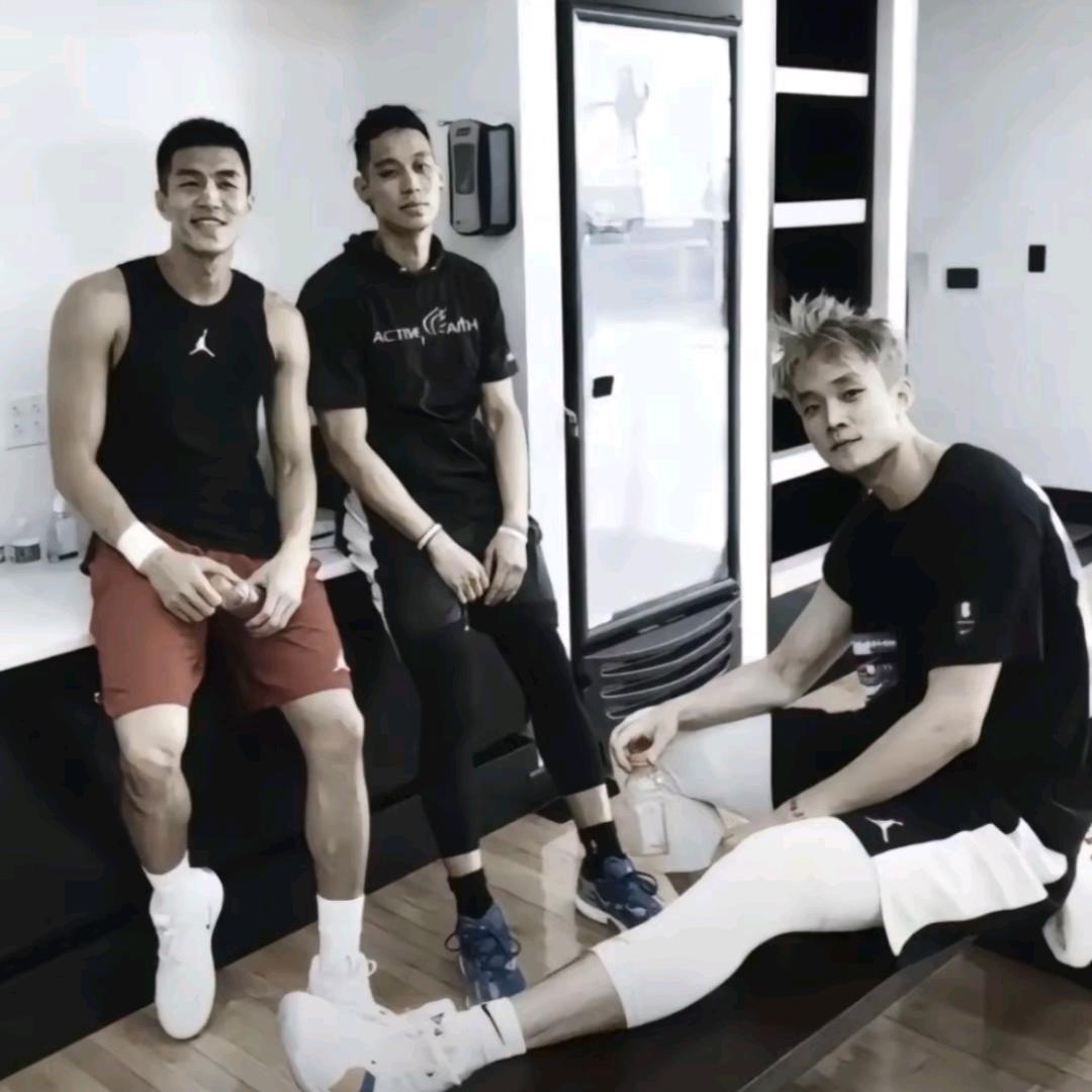 首航羽绒服工厂(篮球训练营)