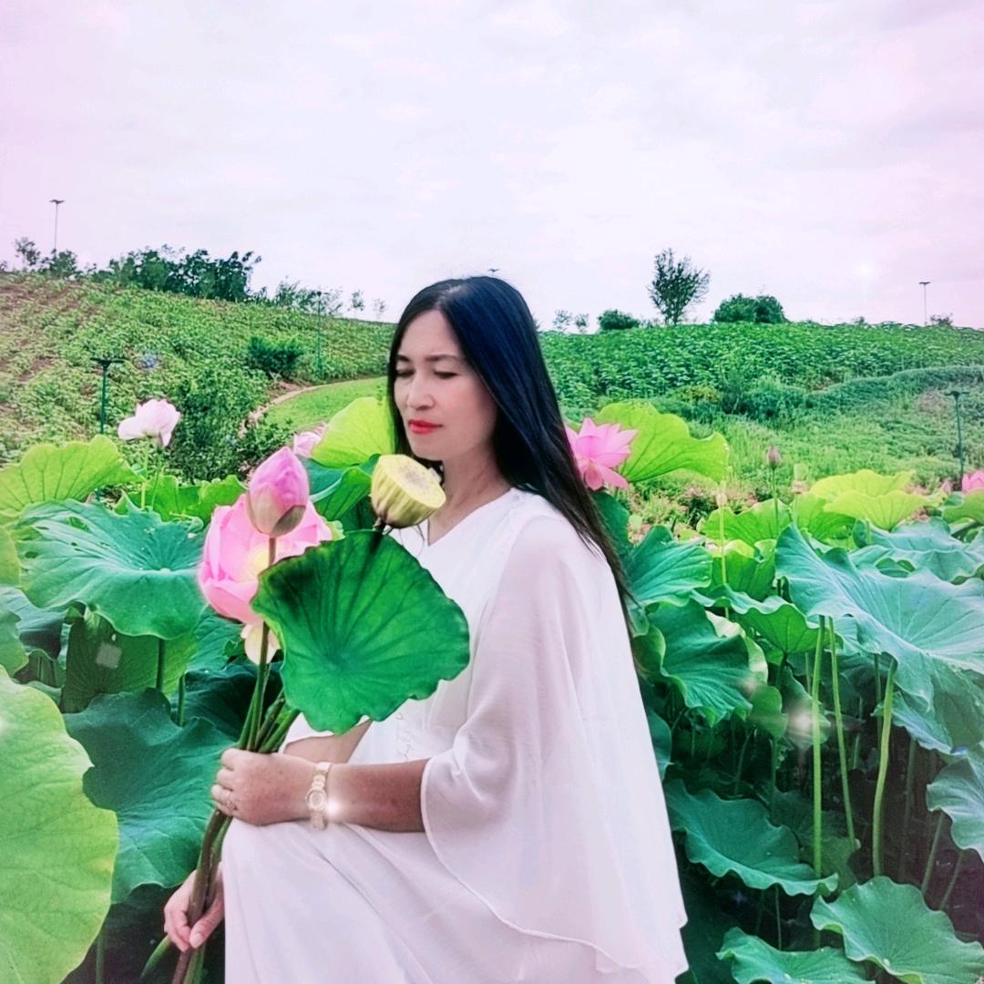 花语🌻🌺🍀