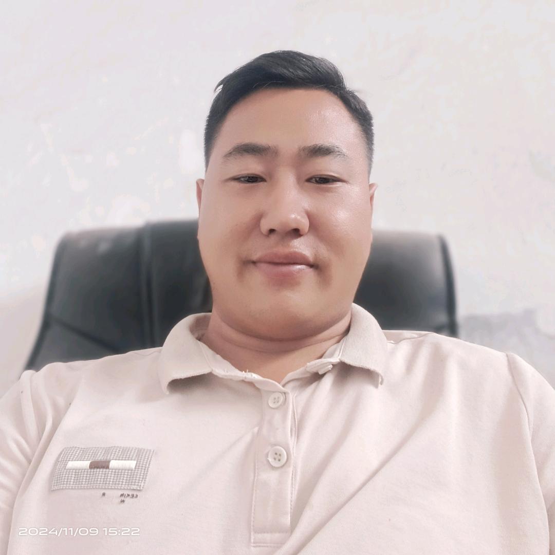 圆 ♛ 哥