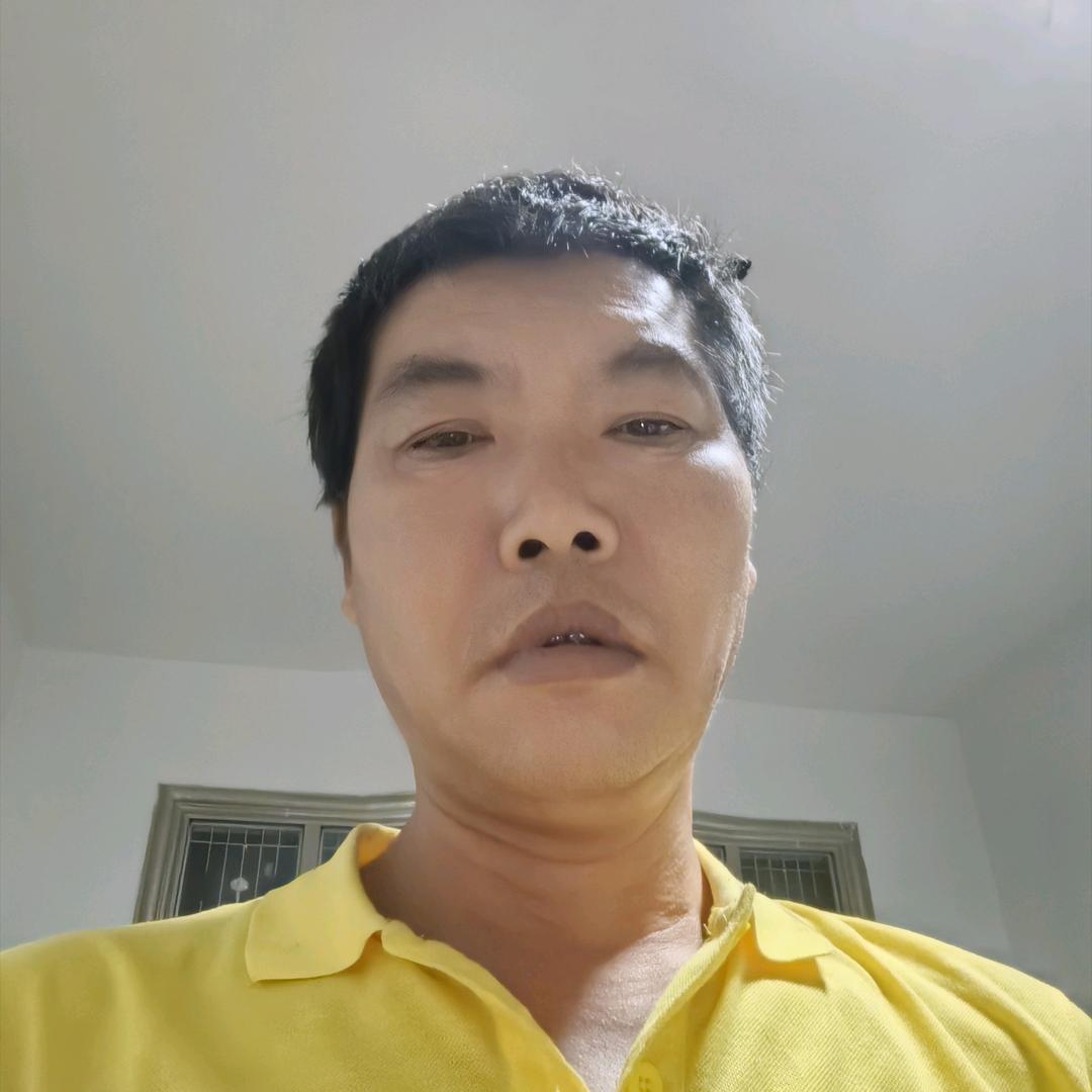黄志龙