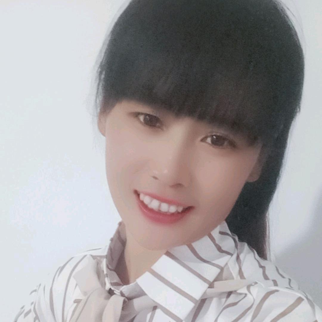 爱跳舞的彝族姑娘