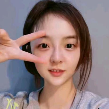 震震大美女