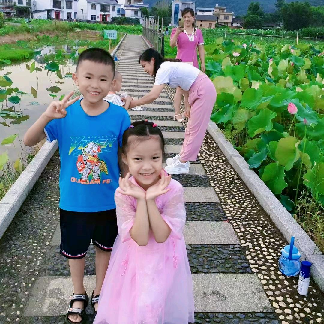 英子宝贝(抖音记录生活)