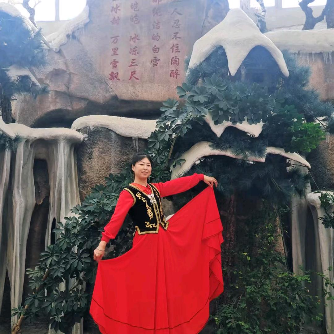 爱生活的梅梅