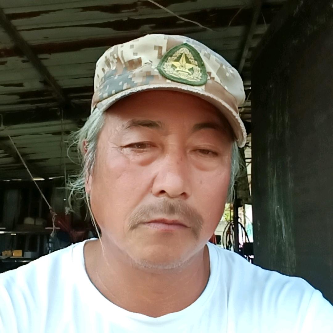 帅大直播不定时间服务村大王