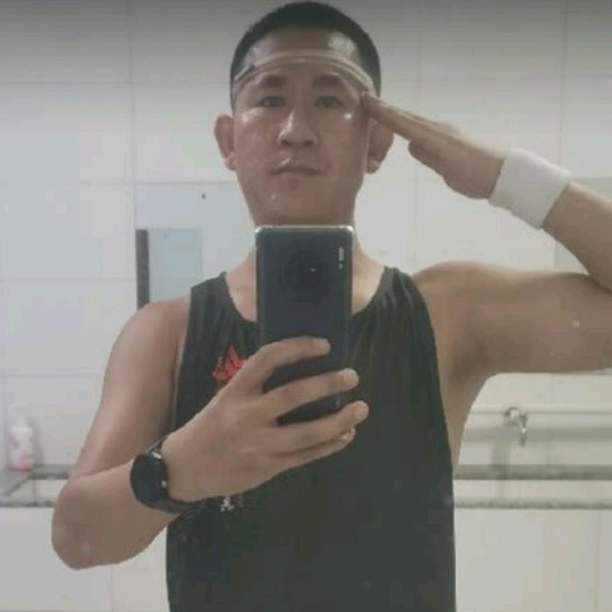 @🏃ღ李᭄ꦿ  Sir ࿐