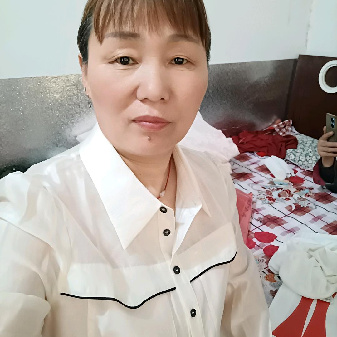开心幸福一生吧。吴彩霞