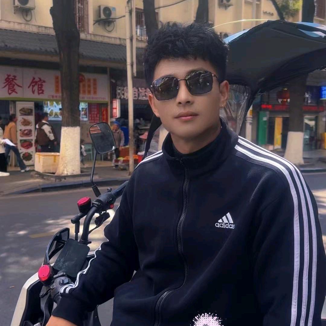 二 爷🇨🇳