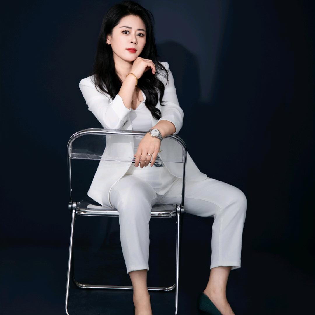 小英姐姐