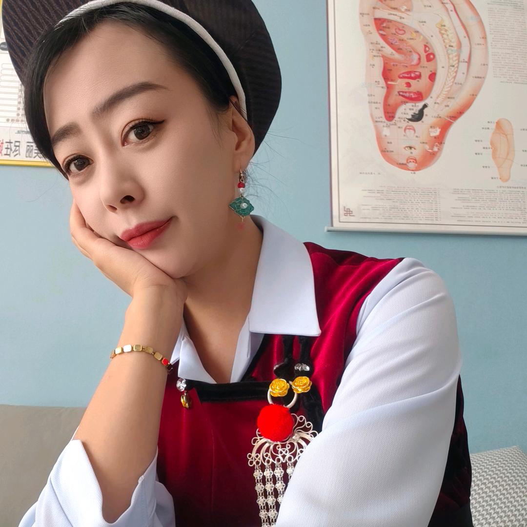 满满民族饰品✨