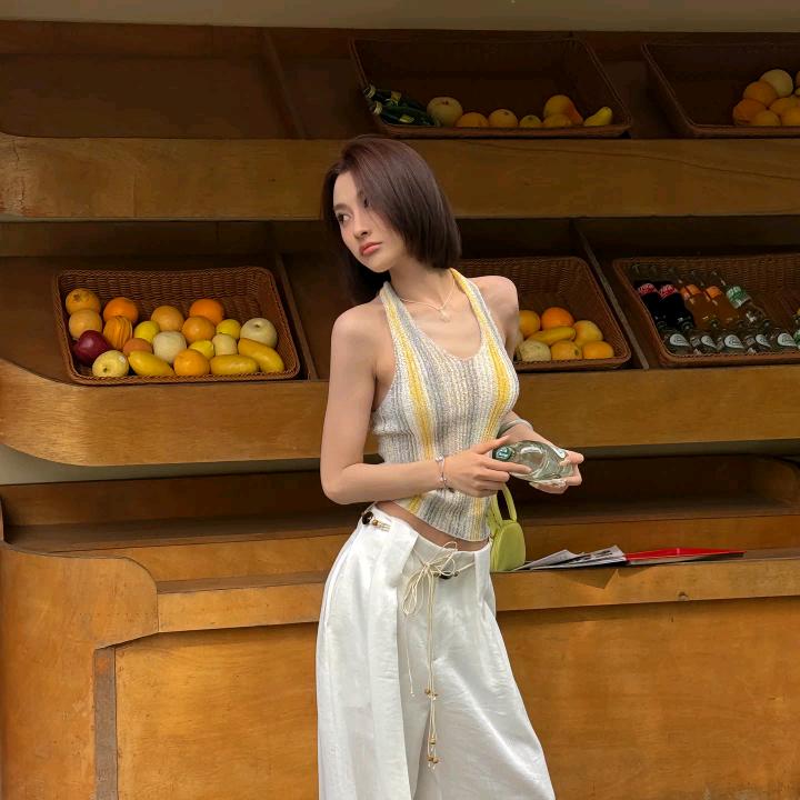 Ayobe小贤（爆款衣橱）