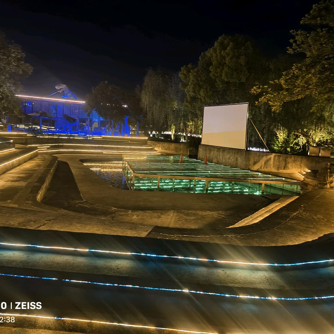 月亮郡夜宵烧烤大排档