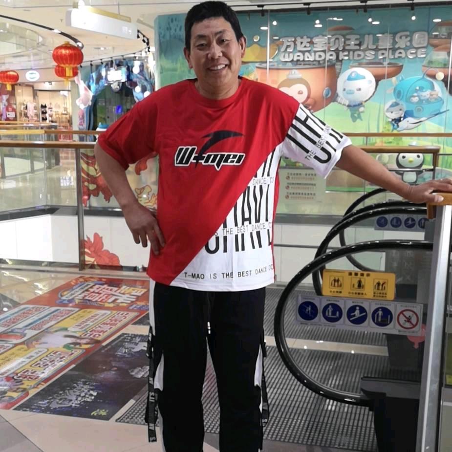 ༺女人的大哥༻