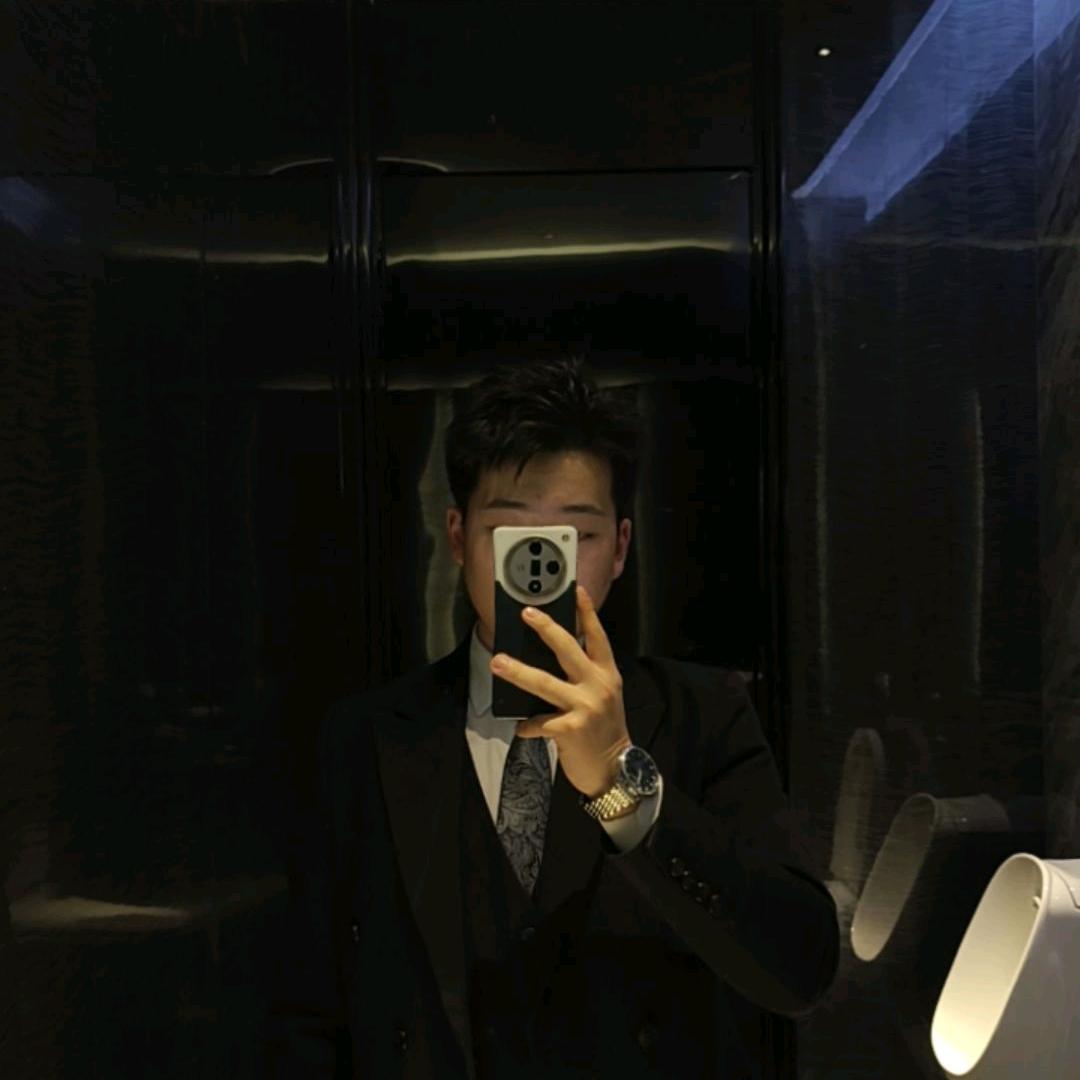 奥斯卡酒吧王麒