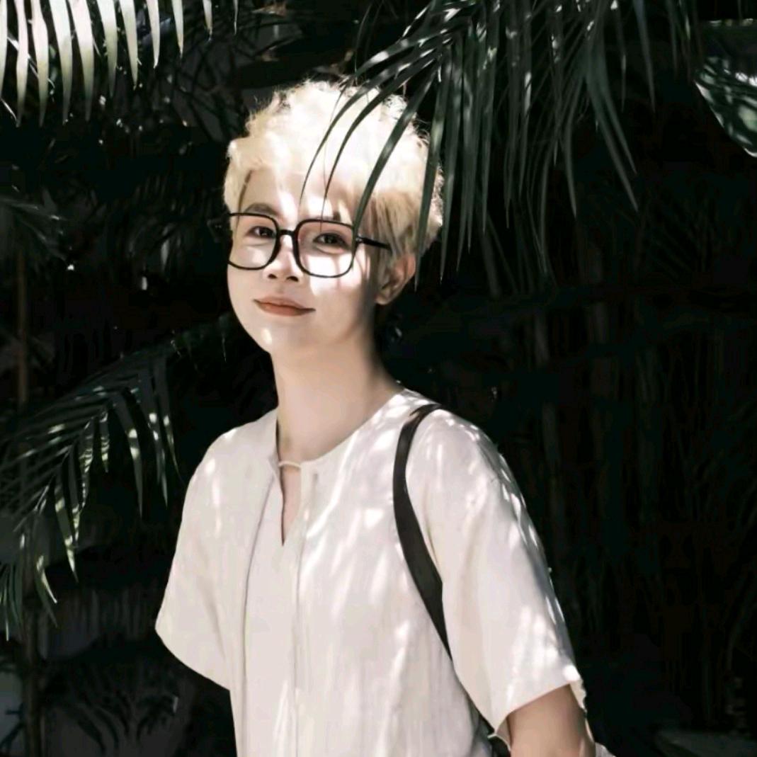 QIAOLA 乔拉一侨侨