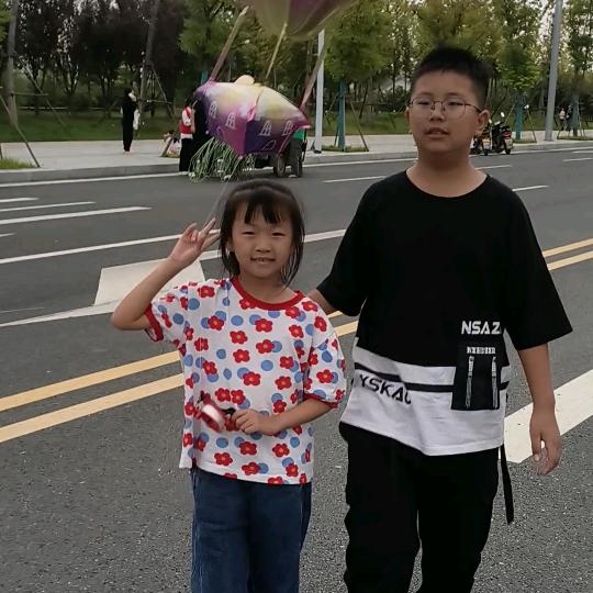 🍭密糖果果🎉