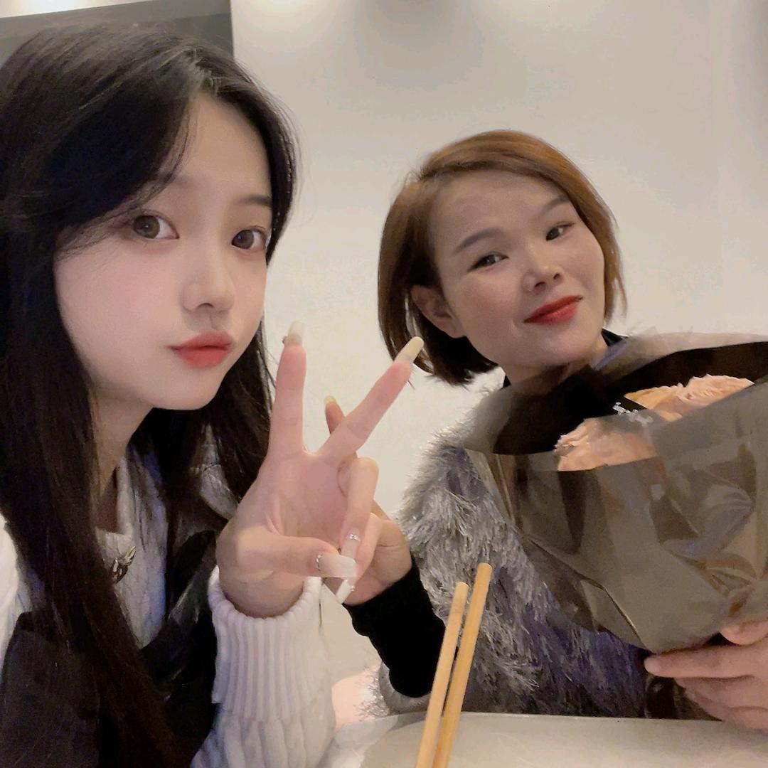 在🌹水一🌻方