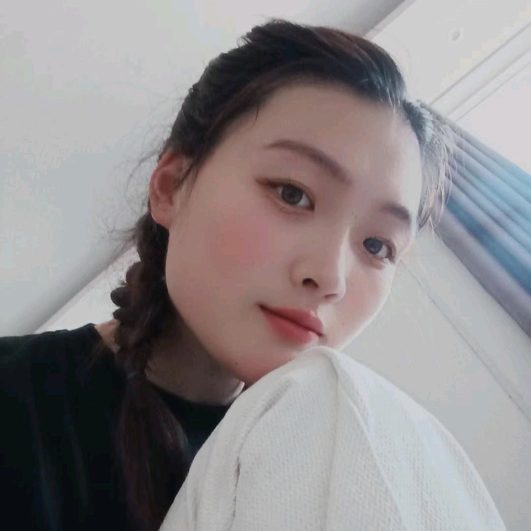 是莉莉啊（涨粉中）