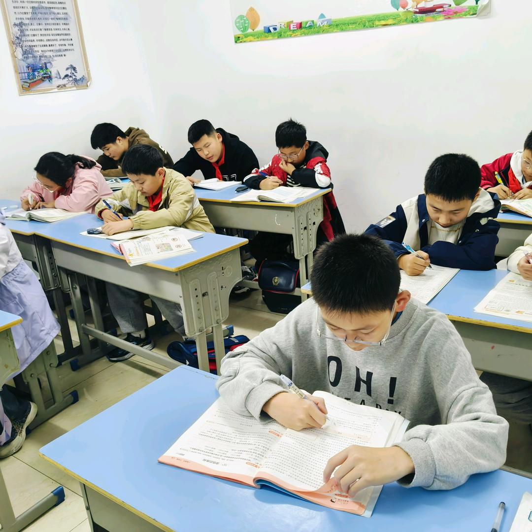 启航儿童托管官方号