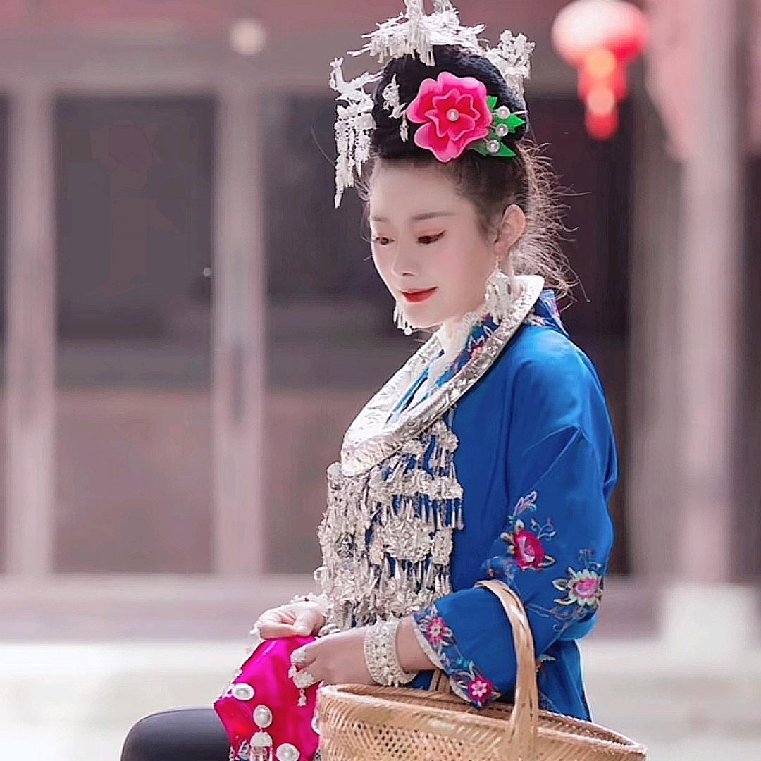 苗寨柒柒