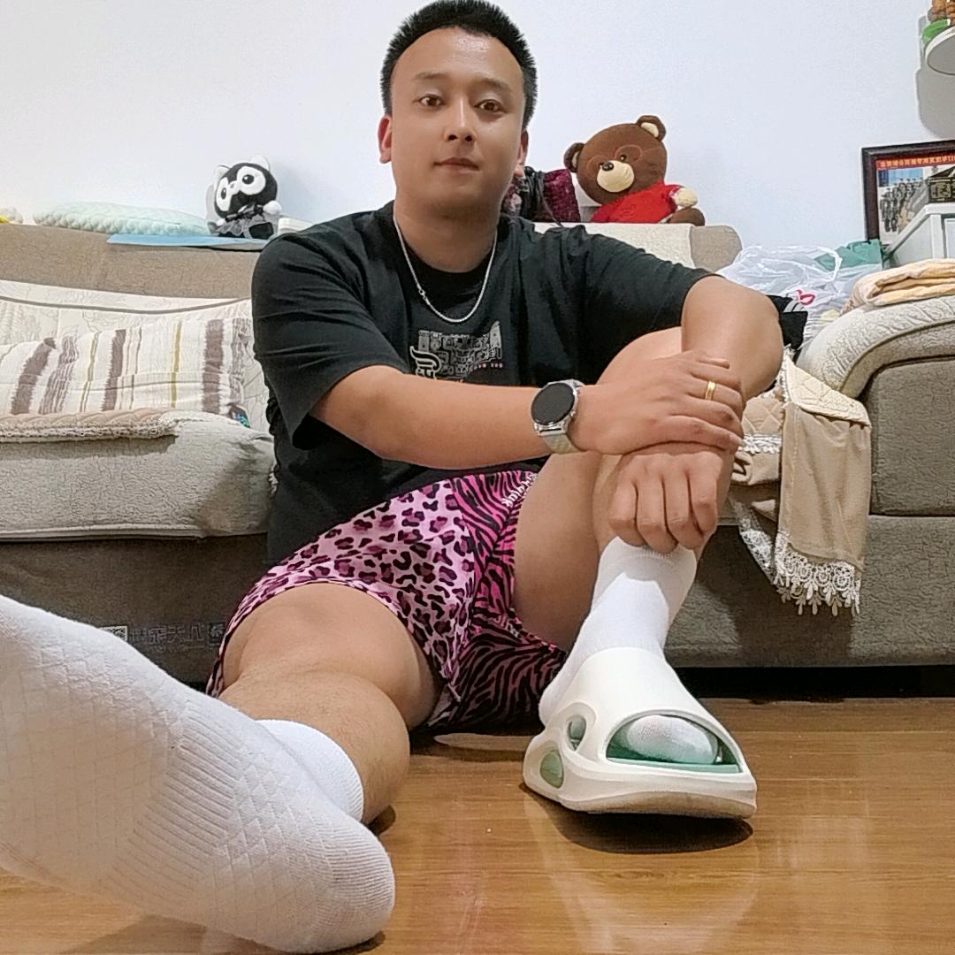 双胞胎哥哥大罗（六枝）