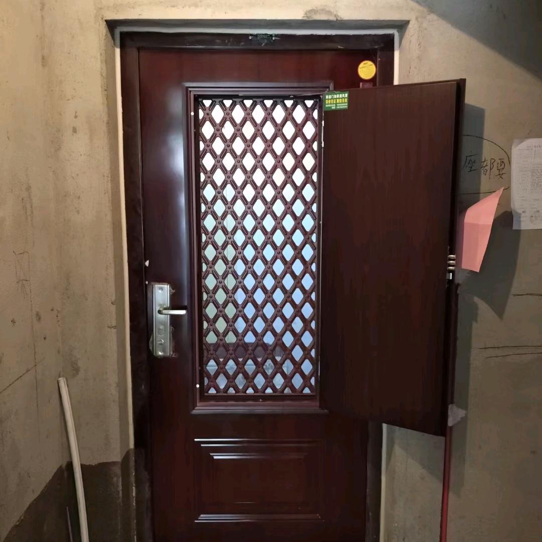 入户门加装通风窗y