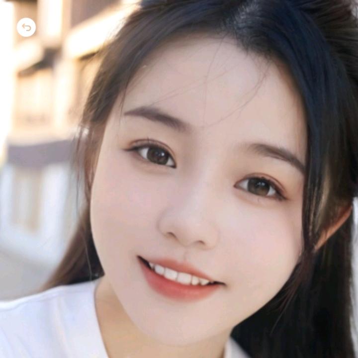 高三岁