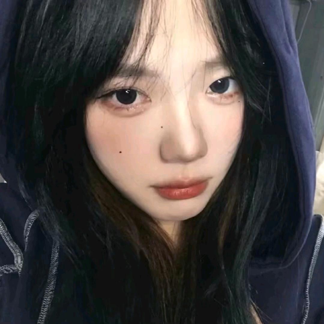 蓝莓🫐.
