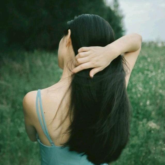 黑发妹
