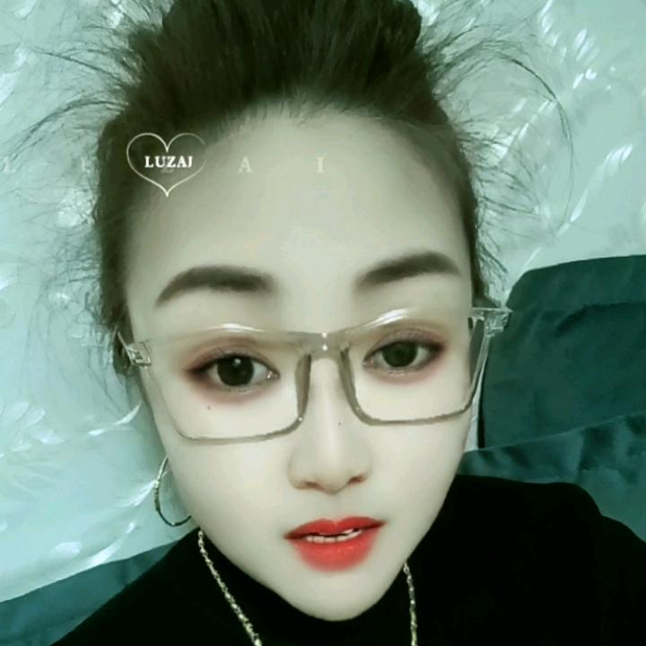 ℒ꯭Ꭽℯ᭄彭然心动ꦿ⁵²º