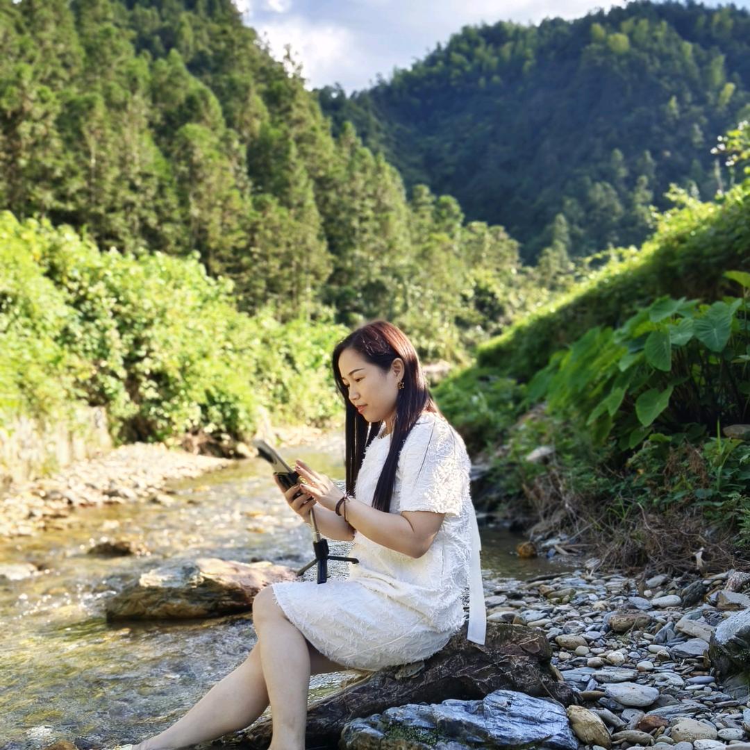 知星女装(1)