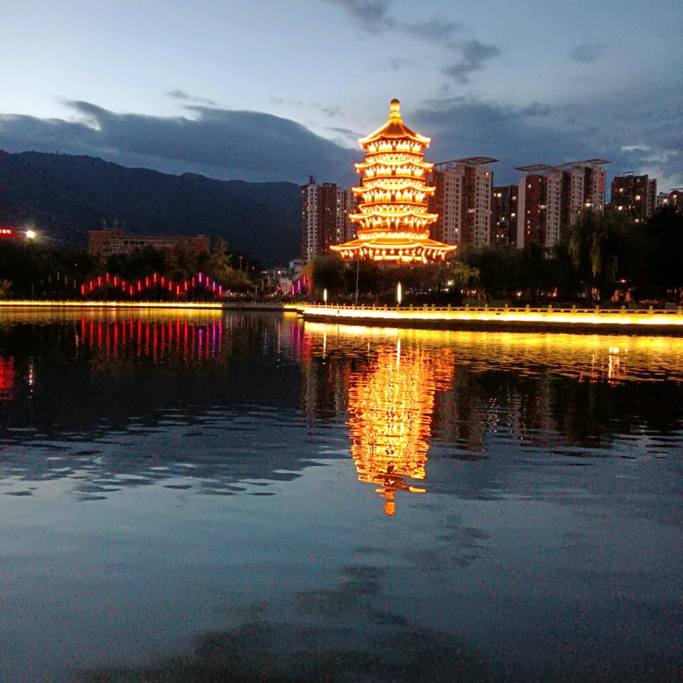 我曾用心爱过你