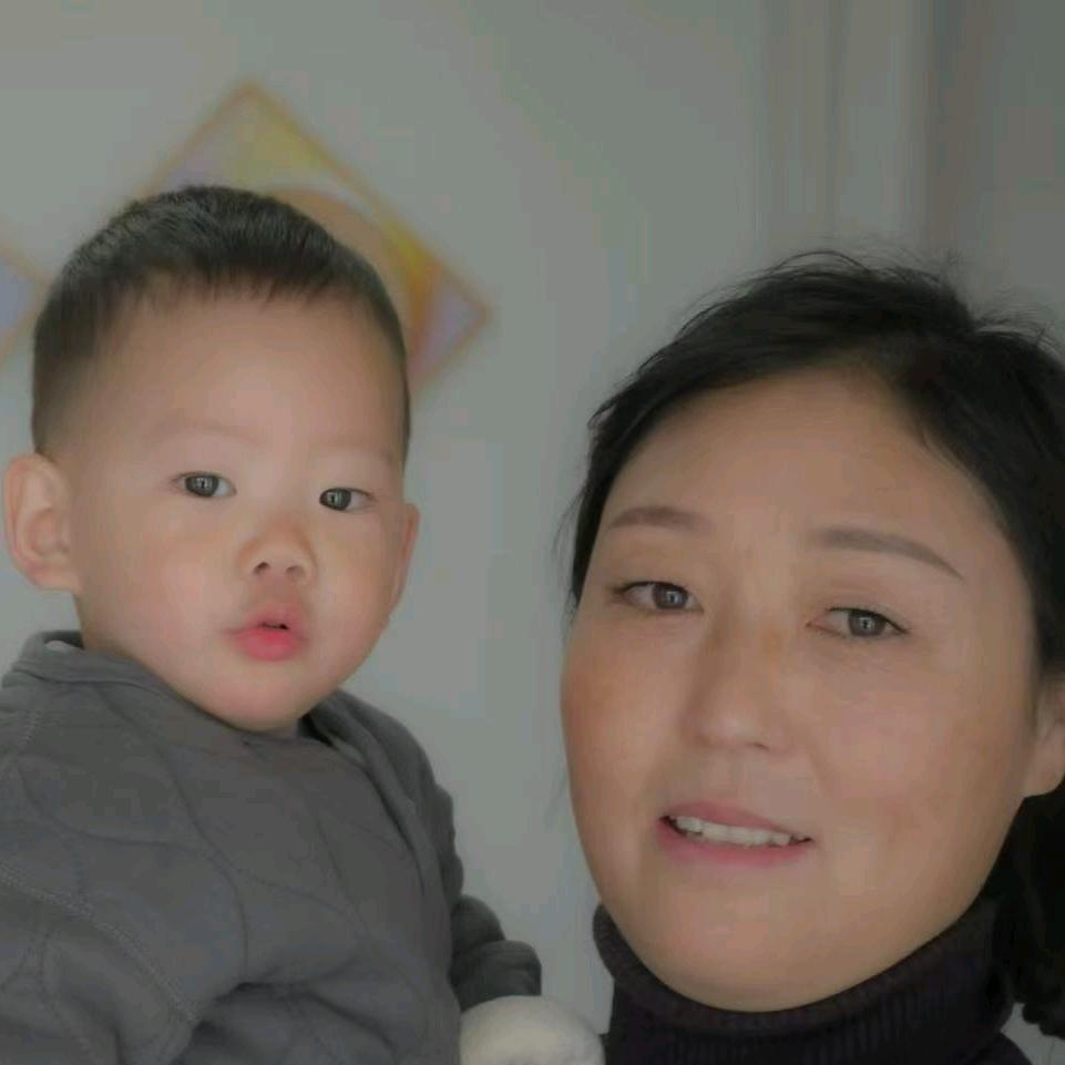 锦宸奶奶