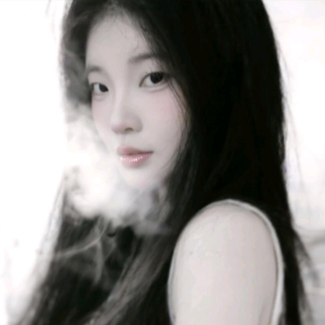 ᥫᩣᵁ点小脾气ʸᵃ