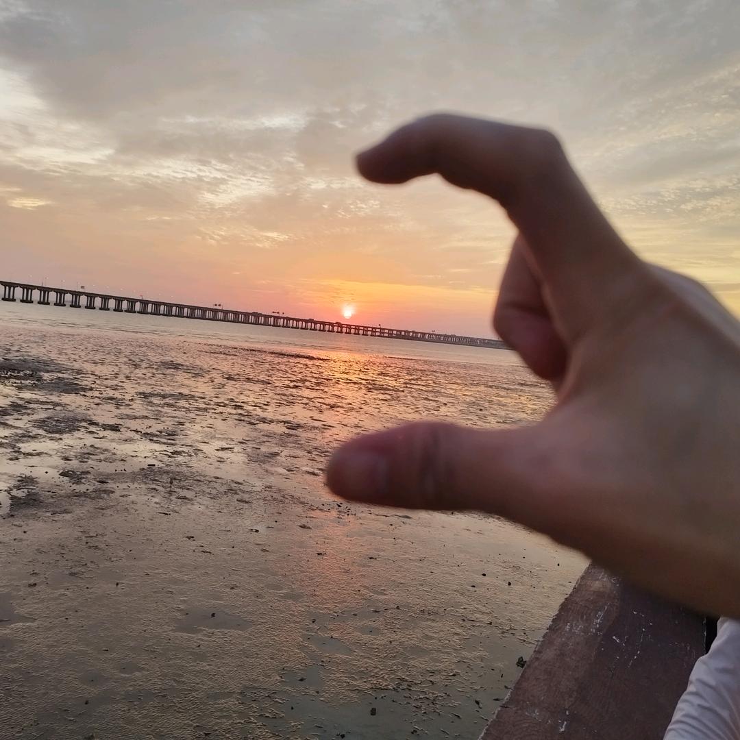 廖镜明