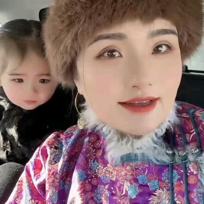 乌达达