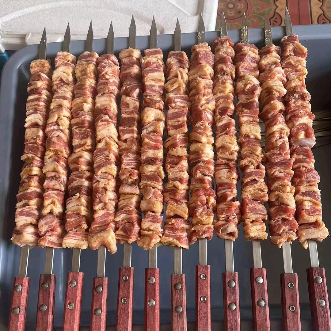 新吴区亮亮椒糖奶盖麻辣烫店