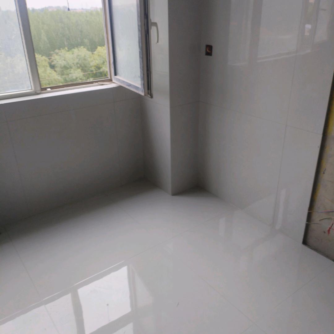 邱县周边瓷砖美缝打胶张师傅