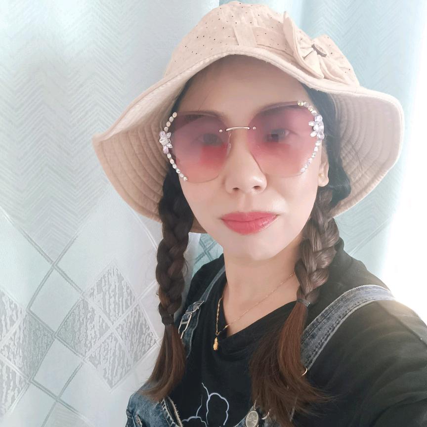 美丽的谎言。🌹