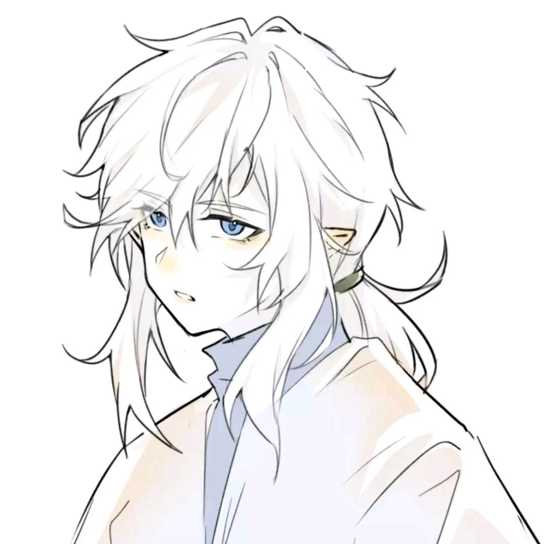 八月