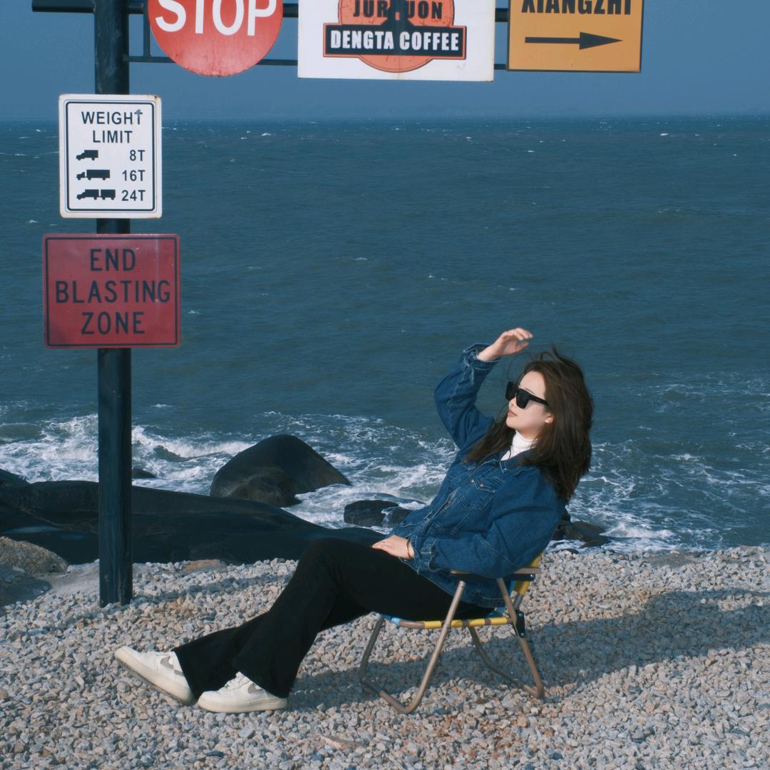 晶晶是个小瘦子