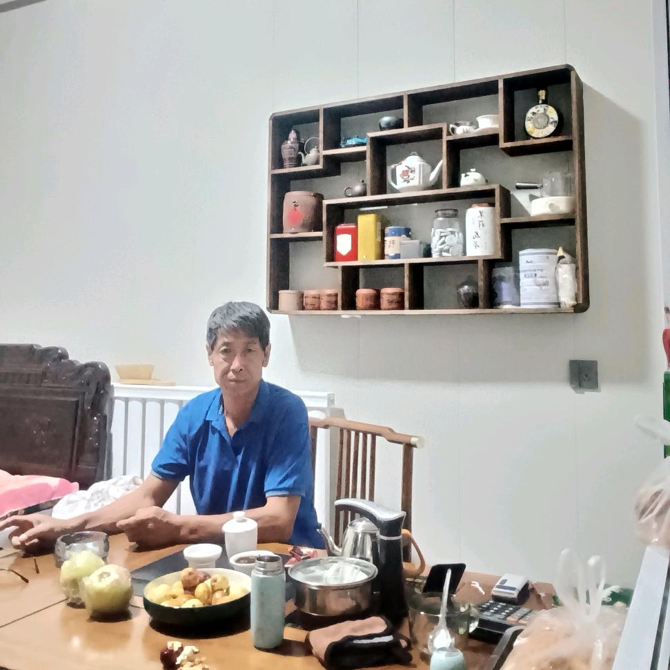 专业彩钢，钢构，树脂瓦