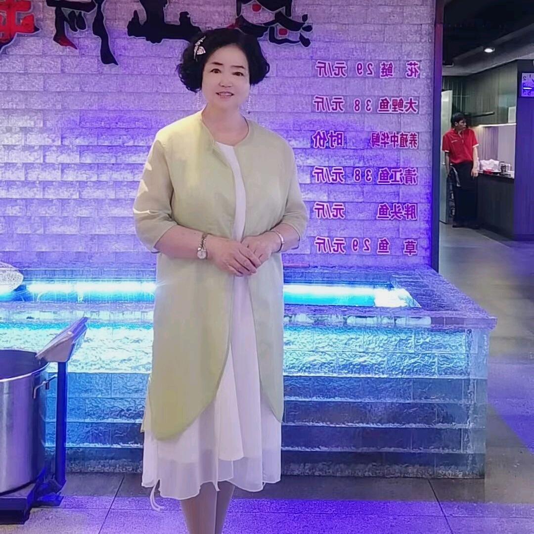 🍎韩競瑶🍎