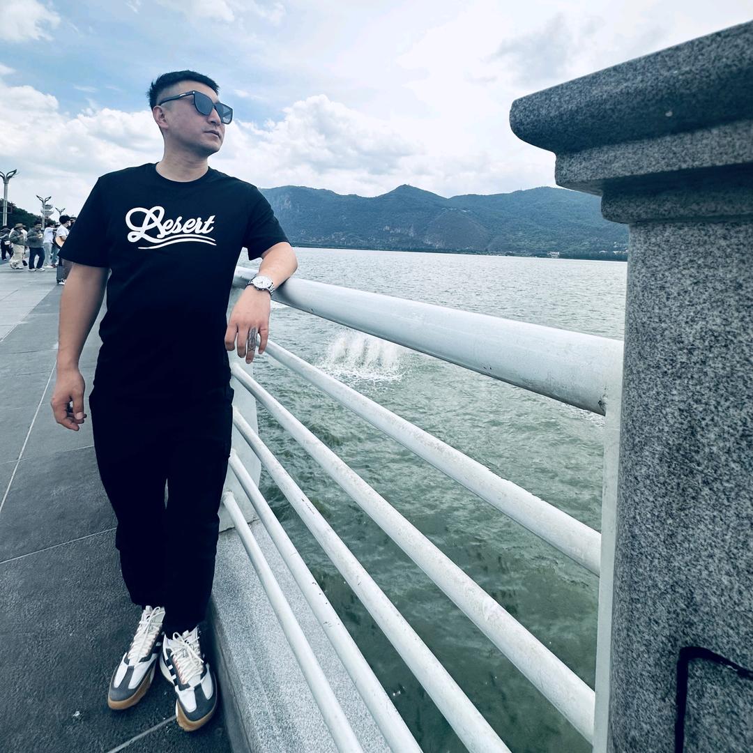 @赚够三千万就收手