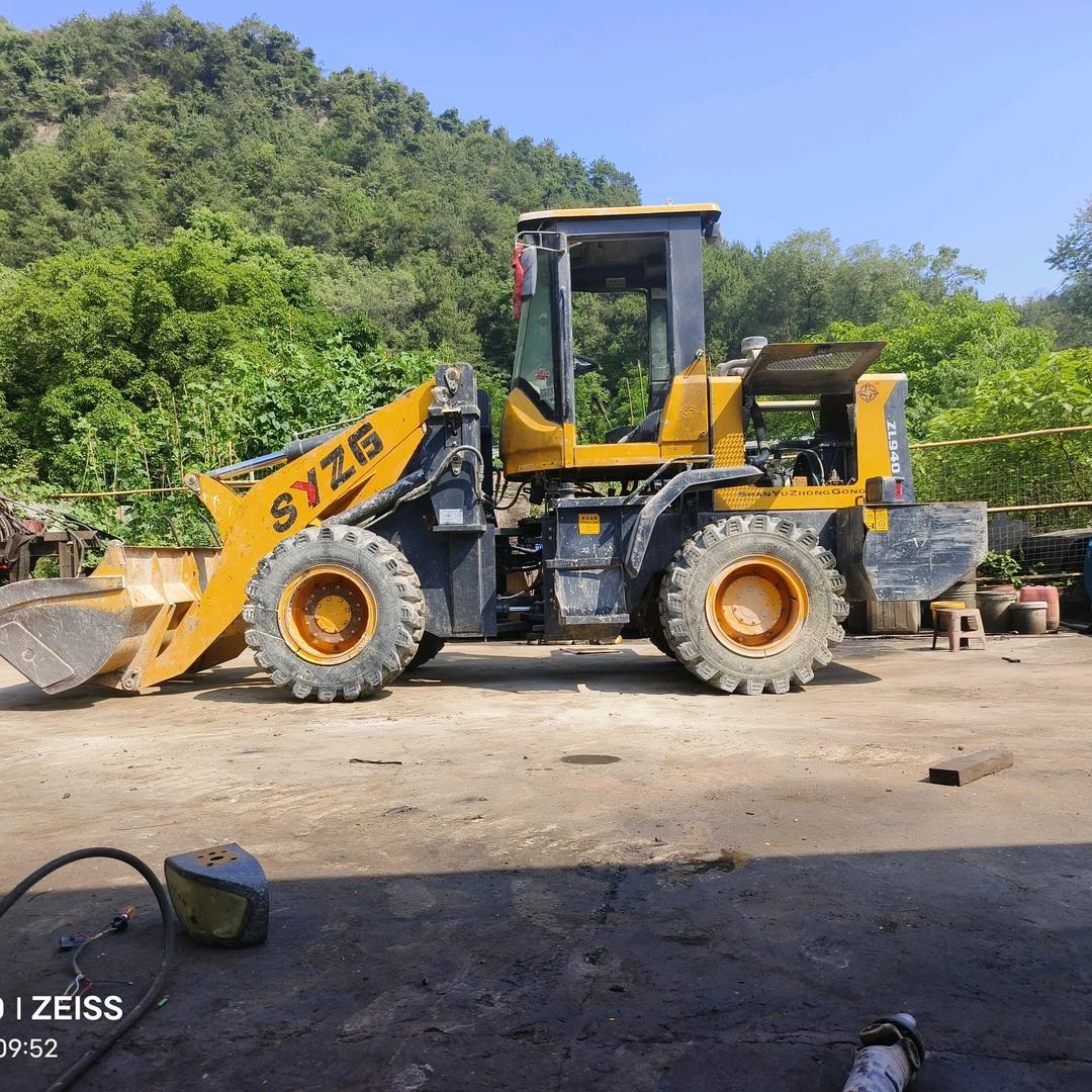 重庆铲车维修《扯拐将》